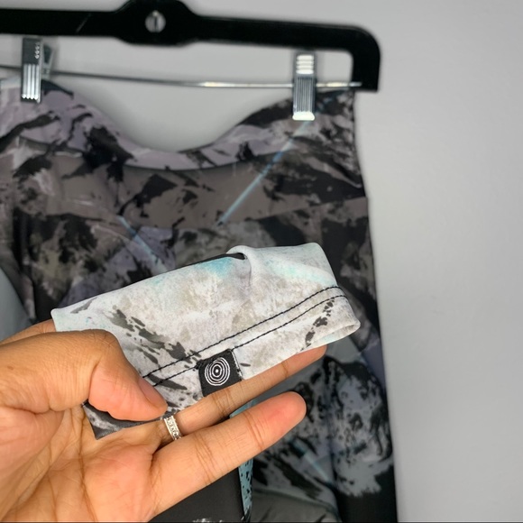 Onzie High rise Yoga Leggings | Size S/M - Picture 7 of 9